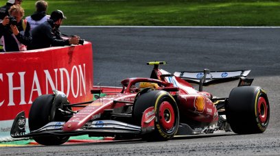 Hamilton race Belgium dry