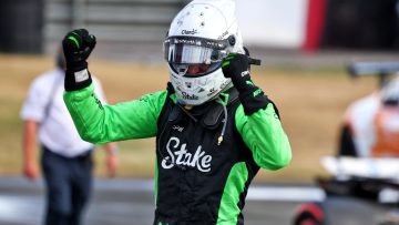Hulkenberg en Stake F1 vieren uitbundig feest, Mercedes doet duit in het zakje