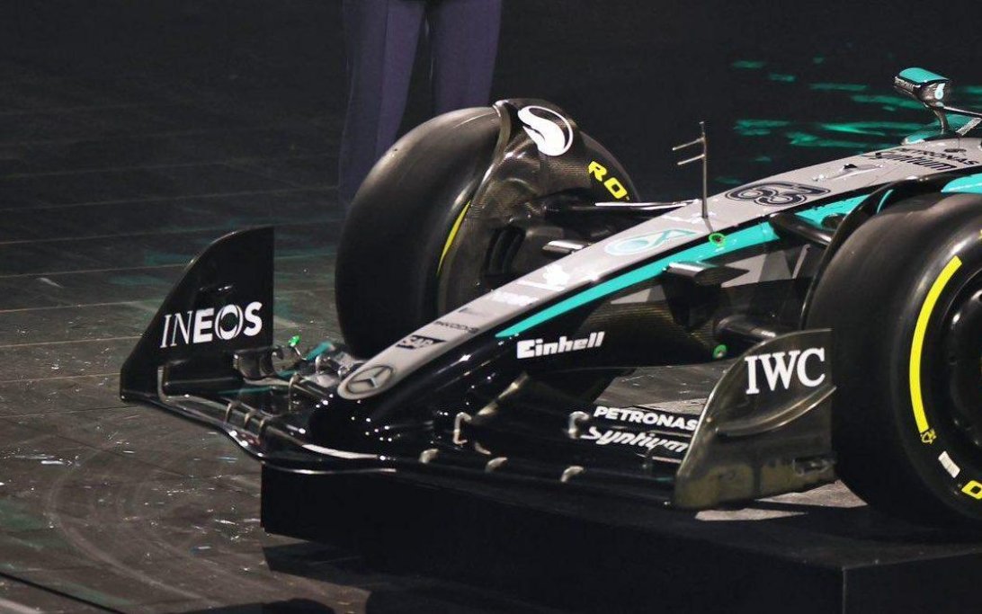 Mercedes W16 launch