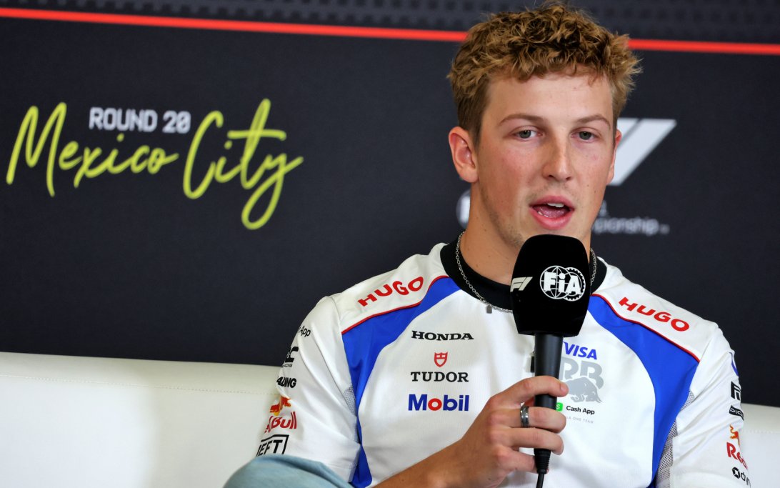 Liam Lawson ammette una guida 'senza meta' nelle FP2 del Messico dopo aver saltato le FP1