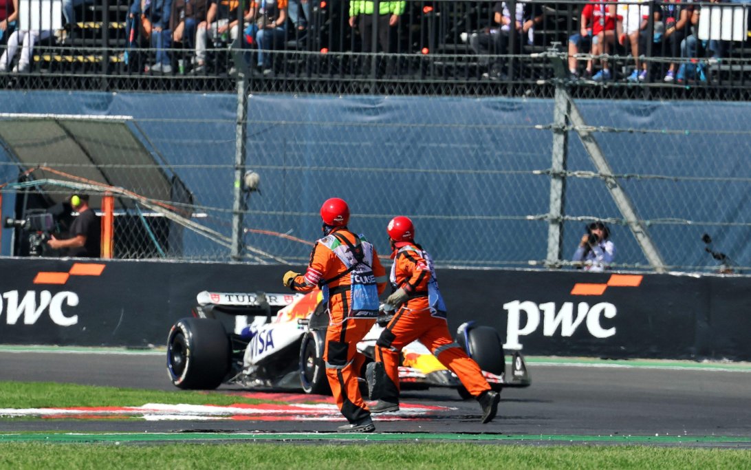 Lawson marshals Mexico