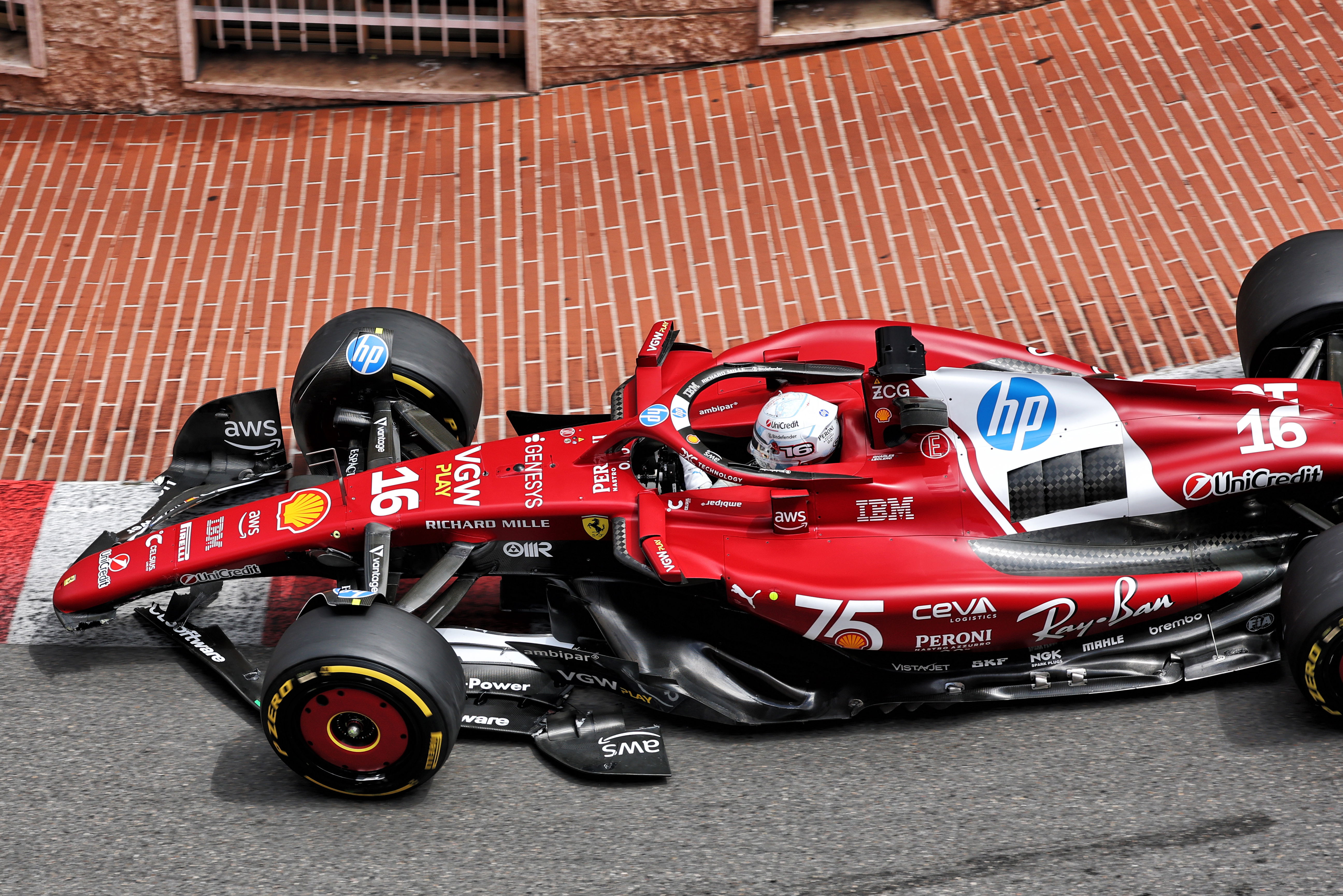 Leclerc damage Monaco FP1