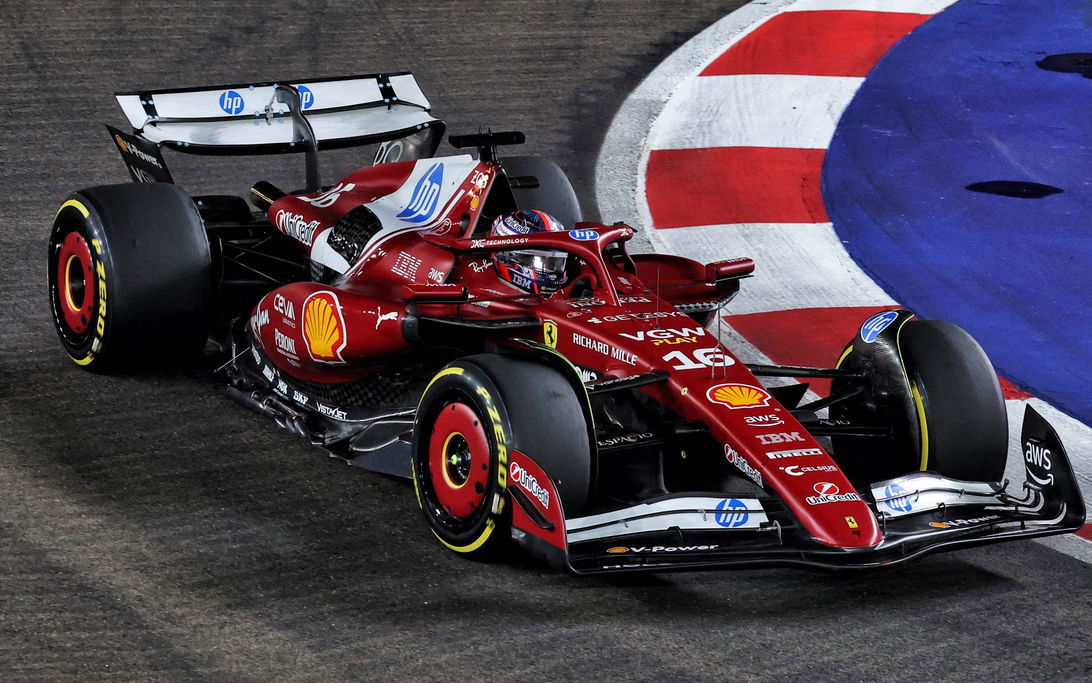 Leclerc race Singapore