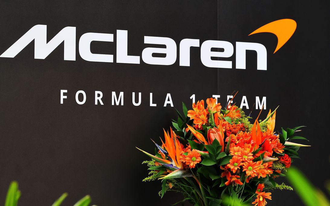 Mc Laren logo