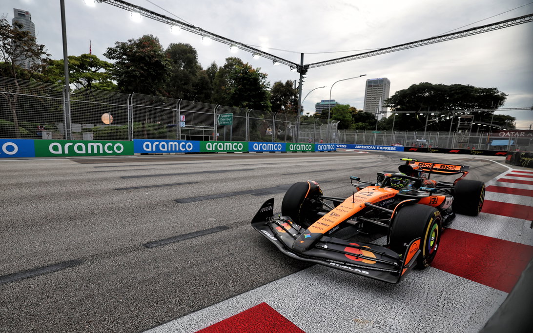 GP di Singapore rompe la tradizione: per la prima volta una sessione competitiva alla luce del sole