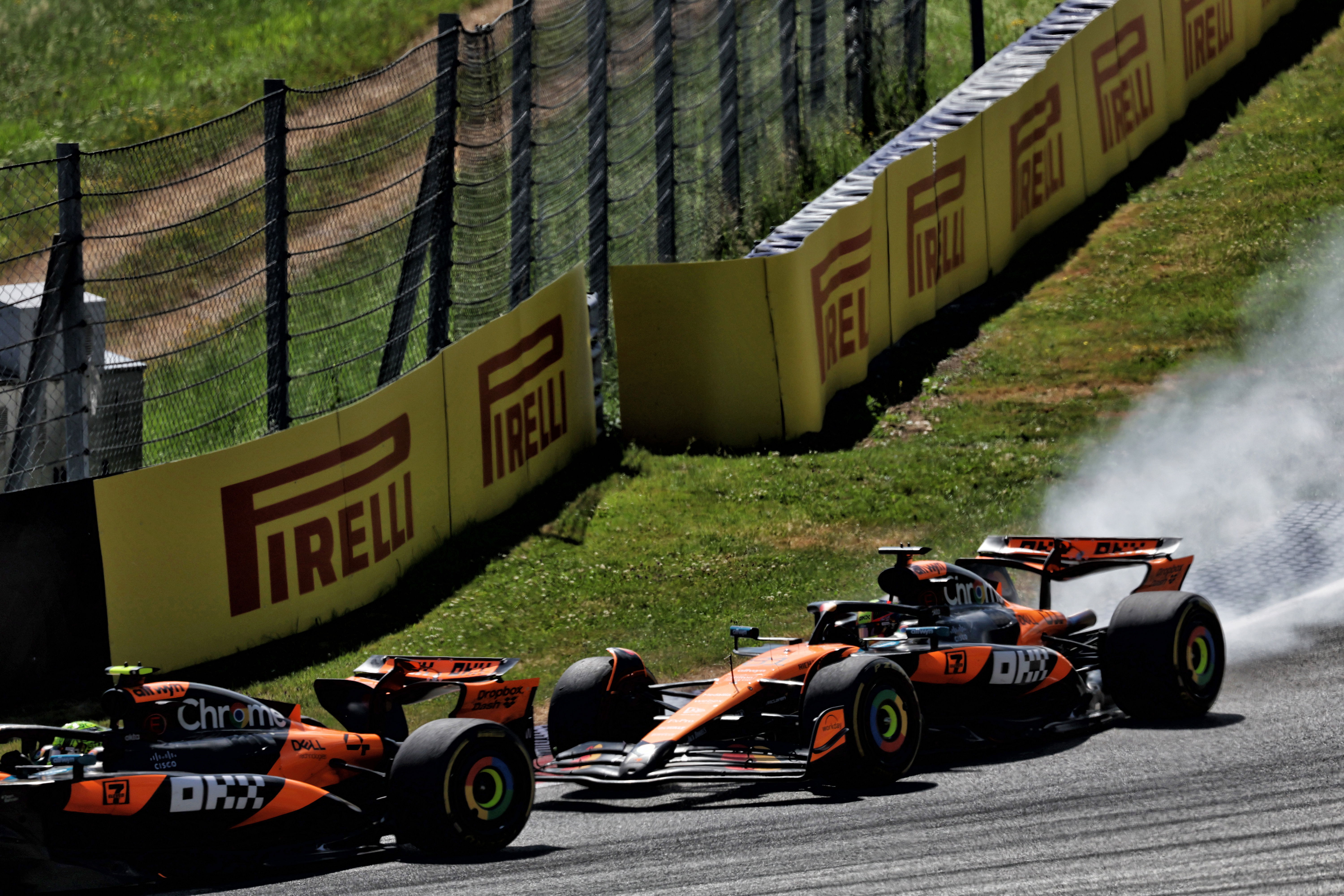 Norris Piastri overtake Austria race