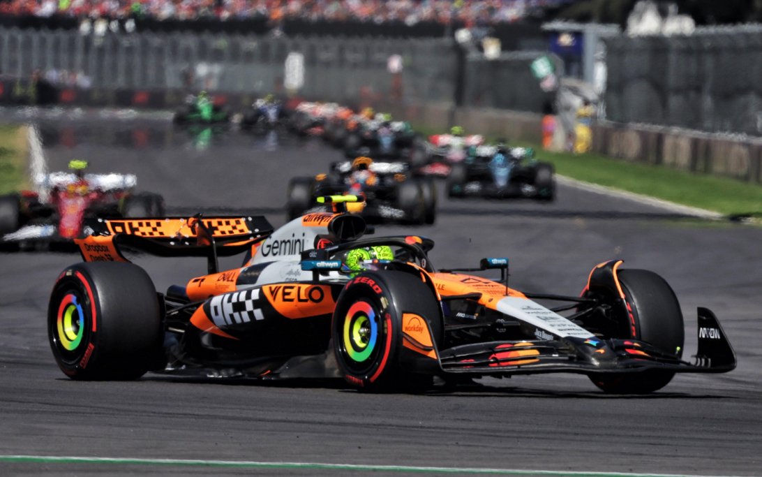 Norris race Mexico