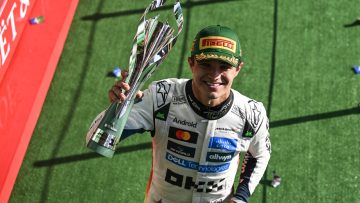 Norris evenaart record Schumacher met zege in Mexico