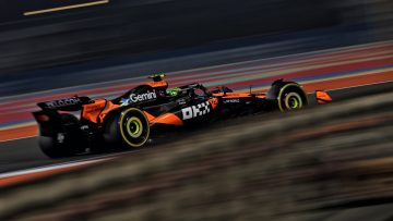 Norris en McLaren klagen over Verstappen: "Max naaide je"