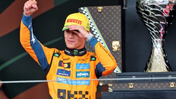 Norris blijft kritisch na sterke overwinning: "Als je ziet hoe snel Verstappen was..."