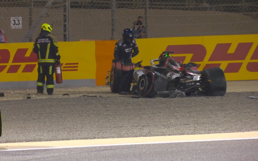 Ocon crash Bahrain