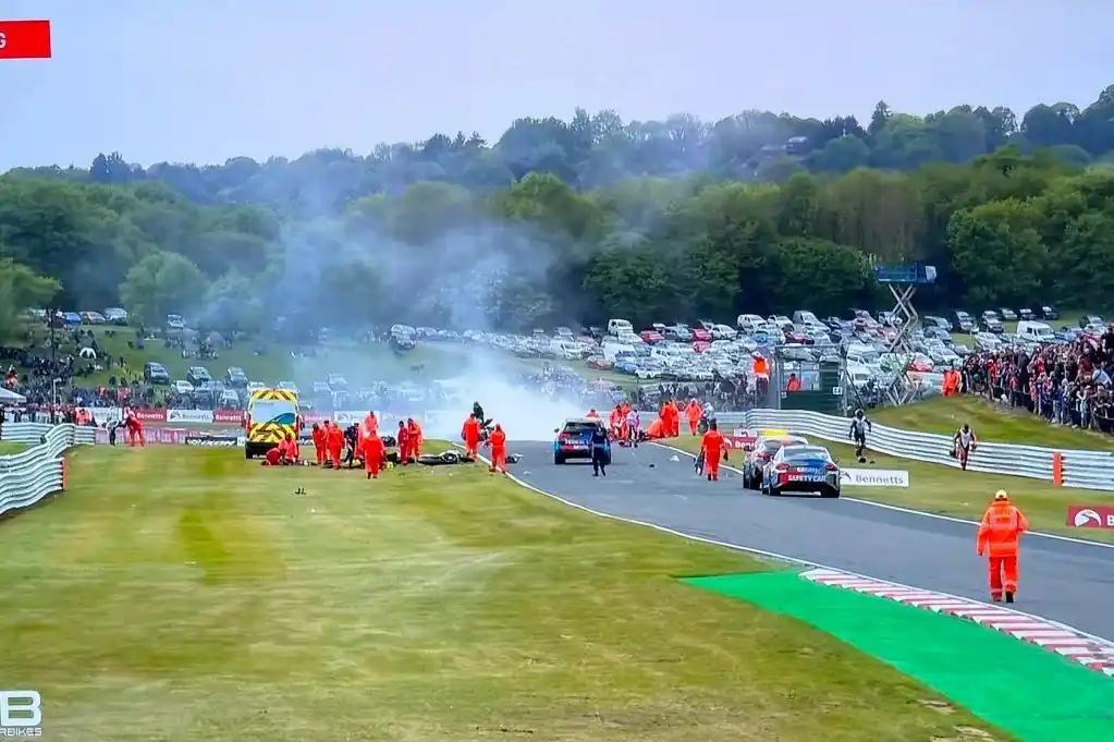 PHOTO 2025 05 05 16 47 40