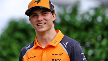 Oscar Piastri facing major F1 title test after 'unusual' Baku crashes