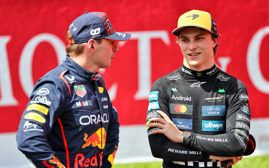 Verstappen Piastri Belgium