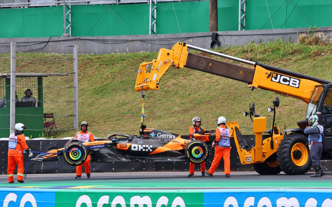 Piastri Brazil crash