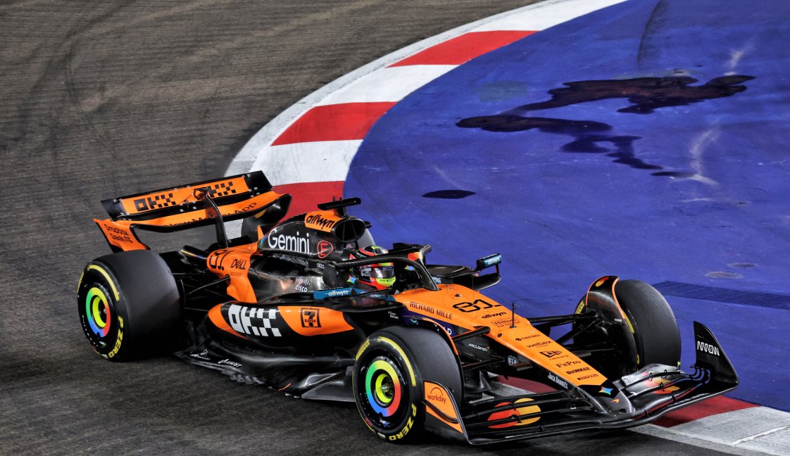 Piastri race Singapore