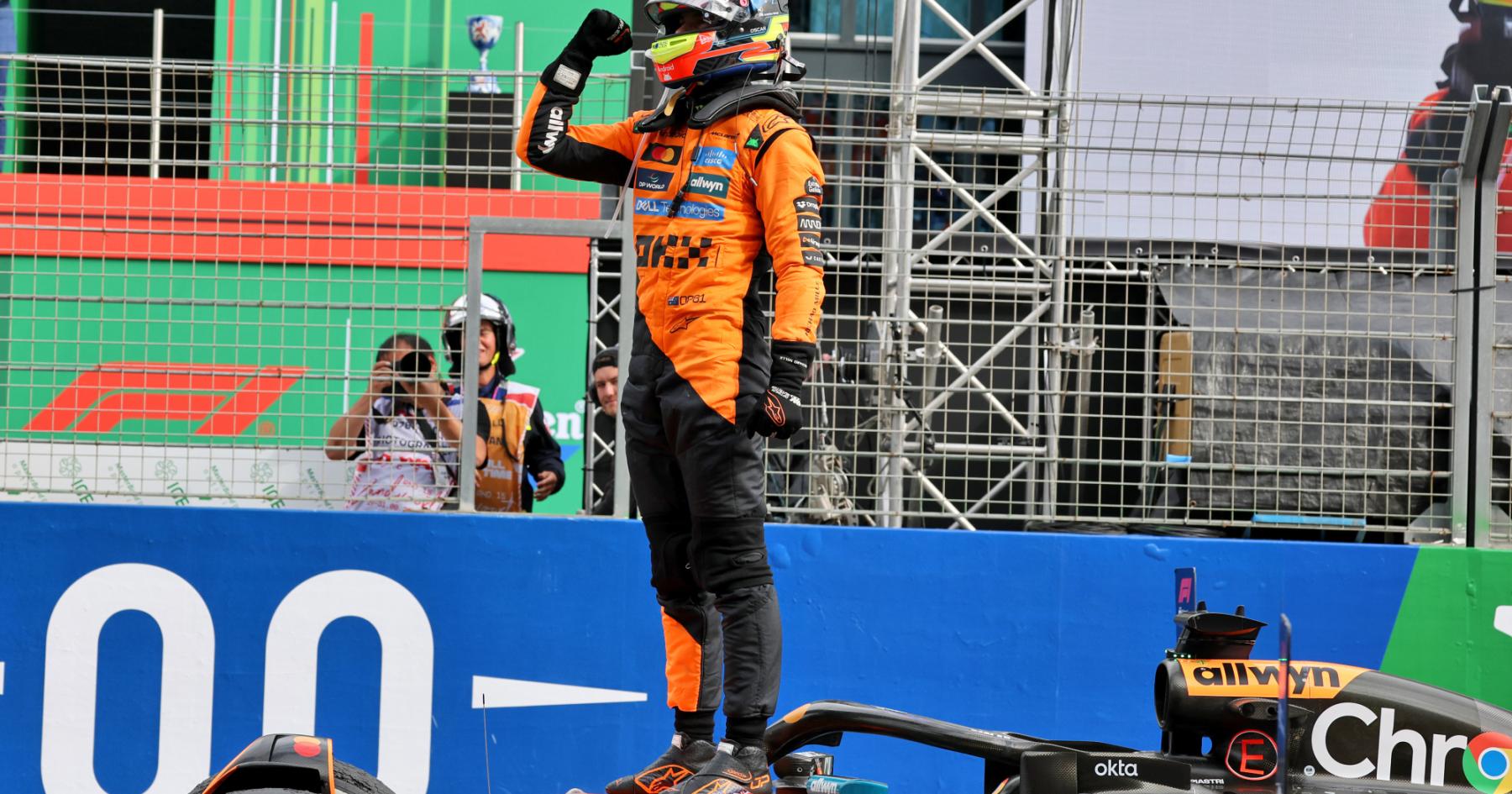 Oscar Piastri fires defiant message after Lando Norris retirement