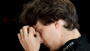 Oscar Piastri blames 'pathetic' reason for surprise qualifying upset
