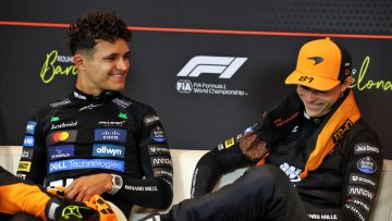 Norris zet Piastri voor 't blok om aanrijding Verstappen