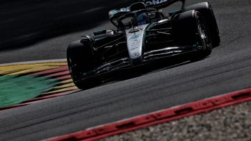 Rosberg waarschuwt Russell voor 'lastige' trucjes Wolff: "Verdwijnt van de aardbodem!"