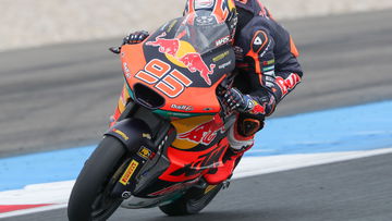 Strijdende Veijer beloont zichzelf na knappe inhaalrace tijdens TT Assen