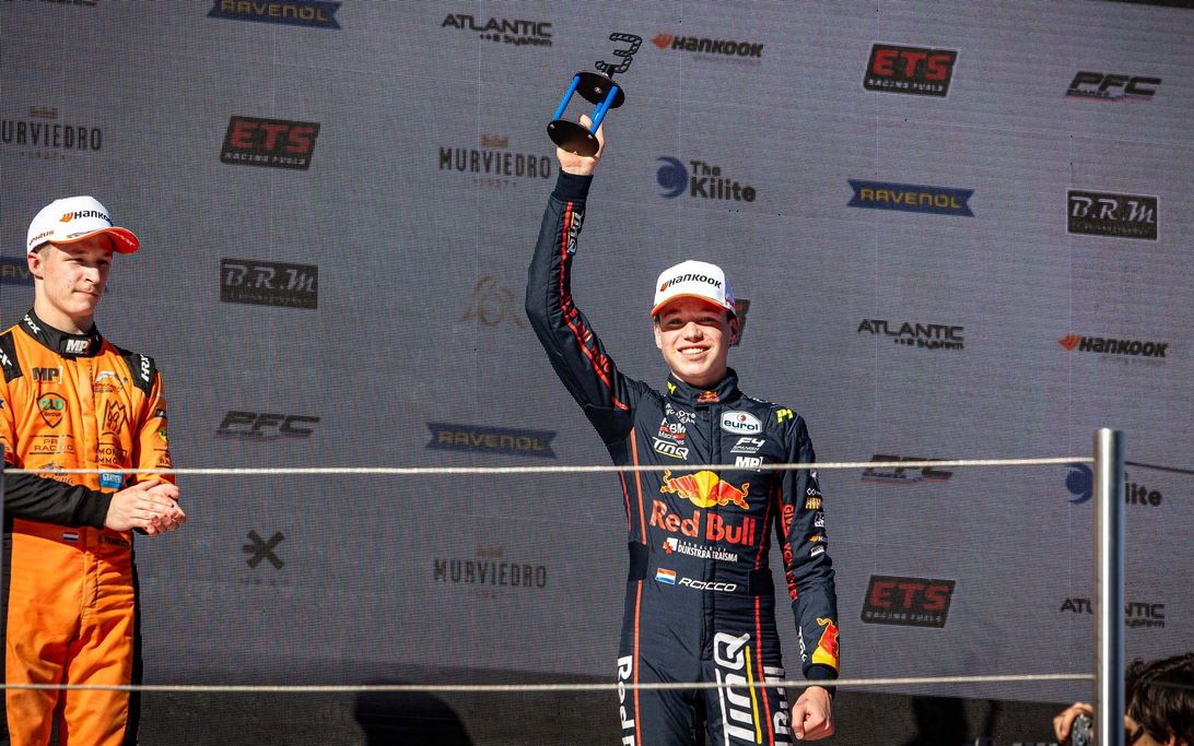 Rocco Coronel podium Spanish F4