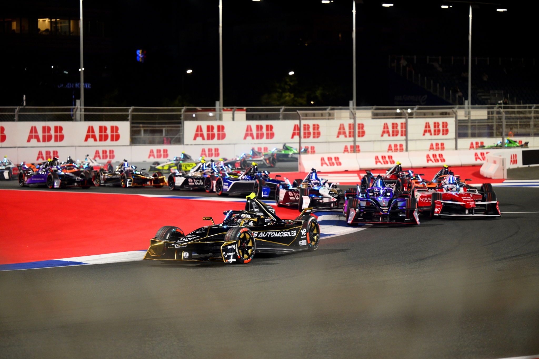 SMG 8542 LHY Kf K Ov 20250214052541 2048x2048