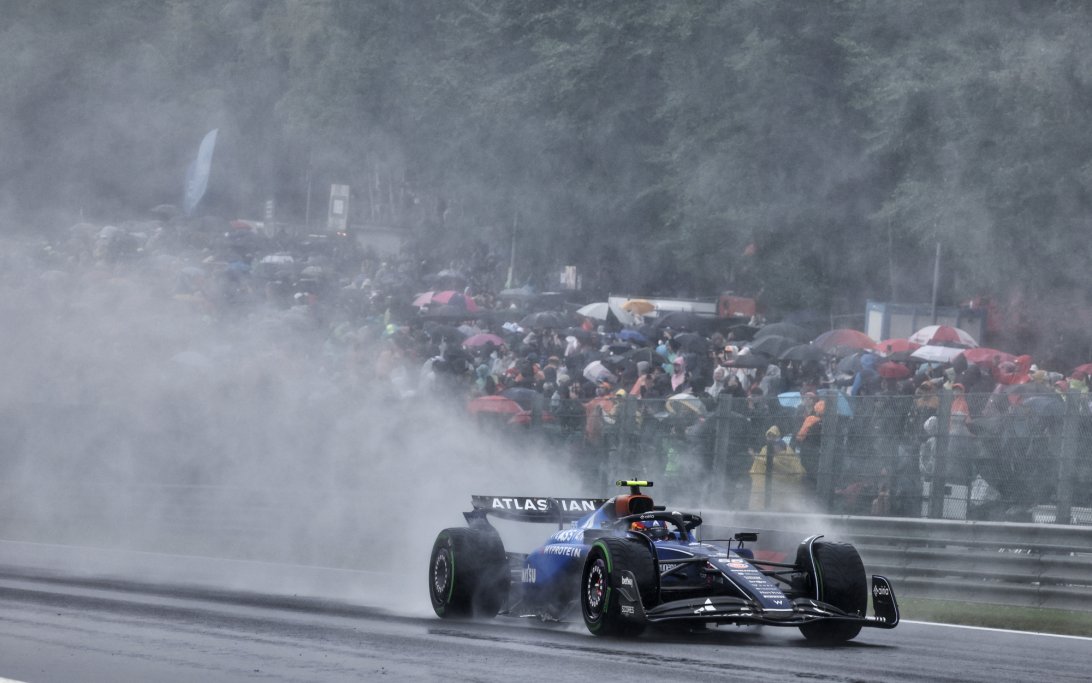 Sainz Hungary Thursday