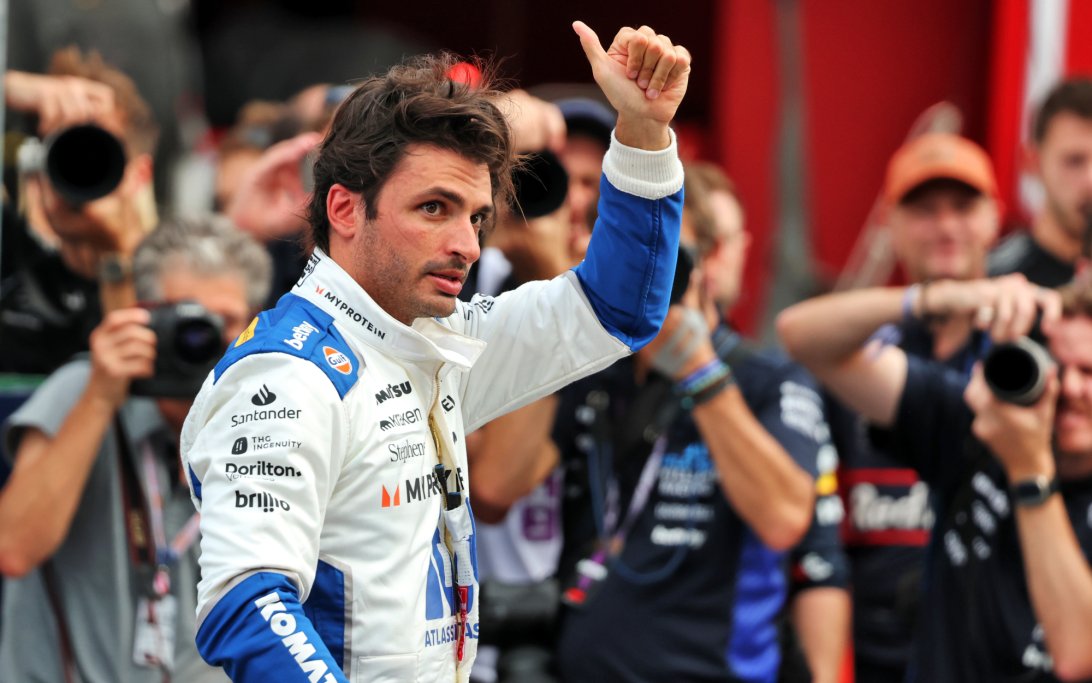 Carlos Sainz propõe mudanças radicais para os fins de semana de Sprint da F1