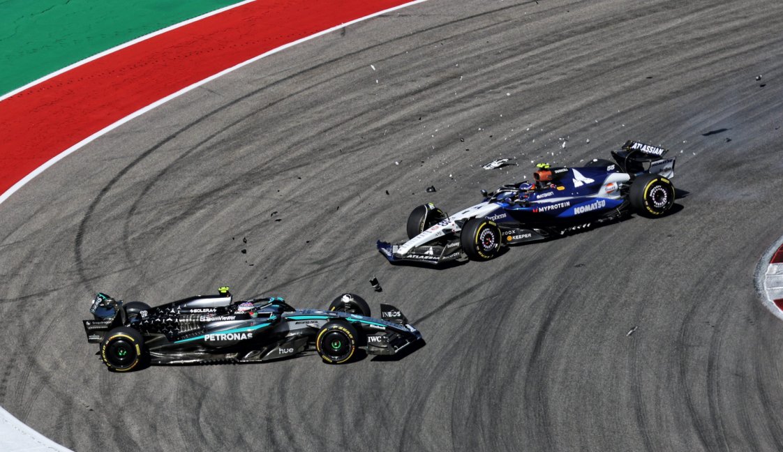 Sainz Antonelli race crash Austin