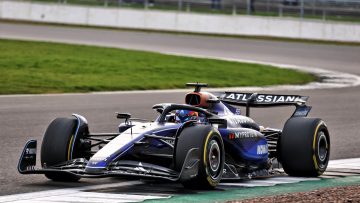Sainz delivers startling 'night and day' Williams comparison