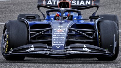 Sainz Bahrain testing