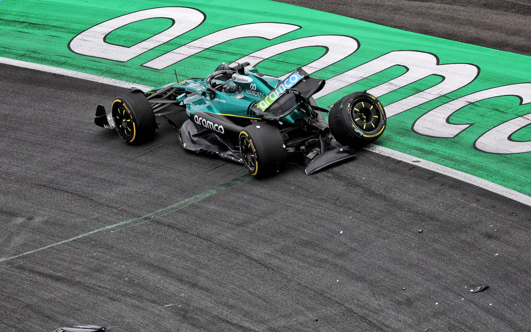 Stroll crash FP2 Zandvoort