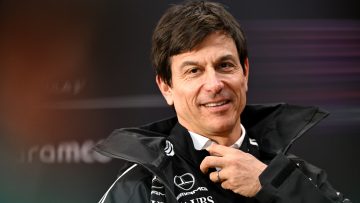 Toto Wolff sends Williams F1 boss 'lucky bastard' gift after Baku podium