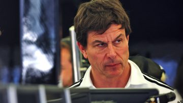 Toto Wolff hits out at 'brainless' Helmut Marko claim
