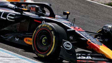 Red Bull schuift beslissing over teamgenoot Verstappen voor zich uit