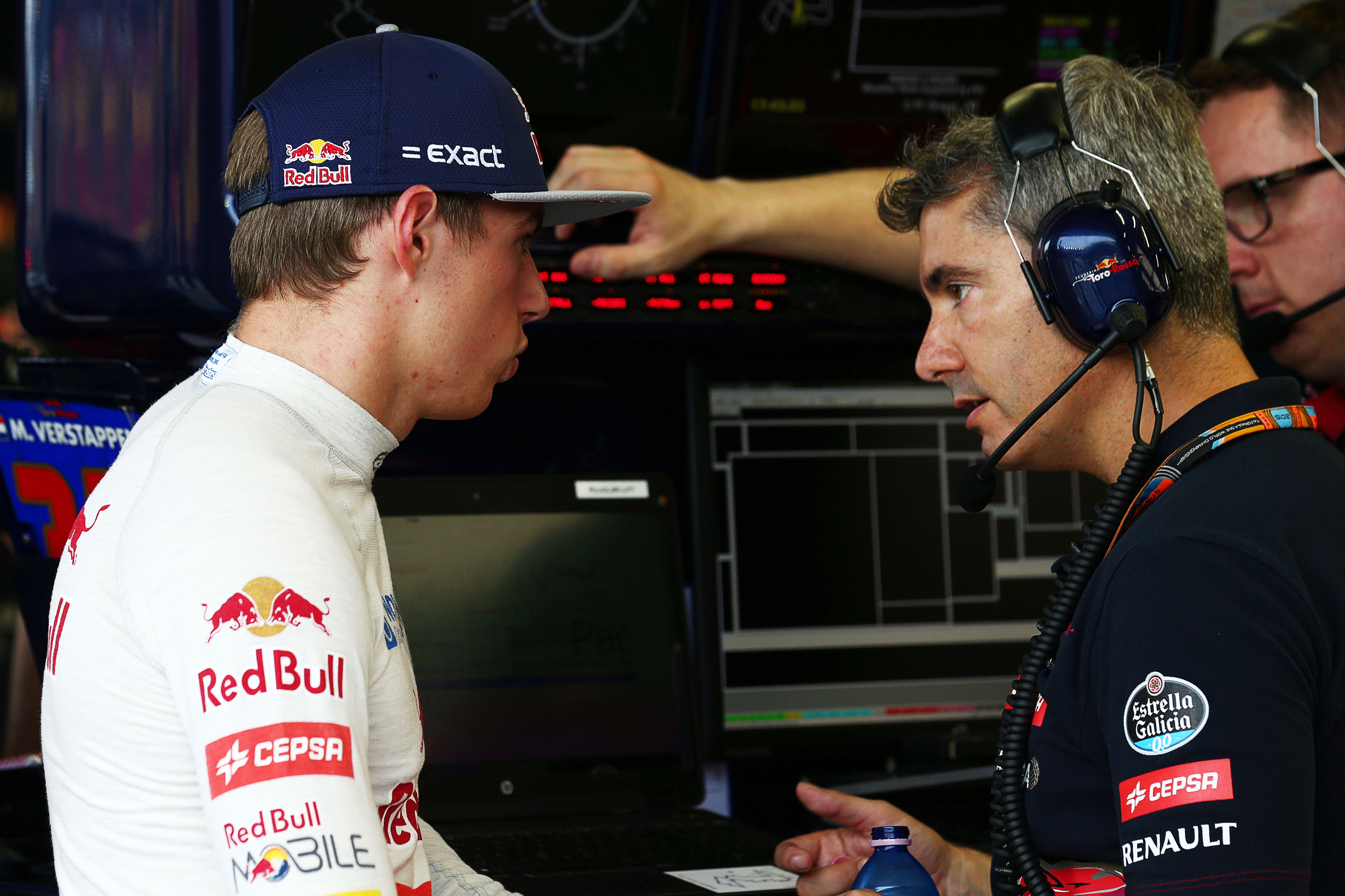 Verstappen Singapore 2015
