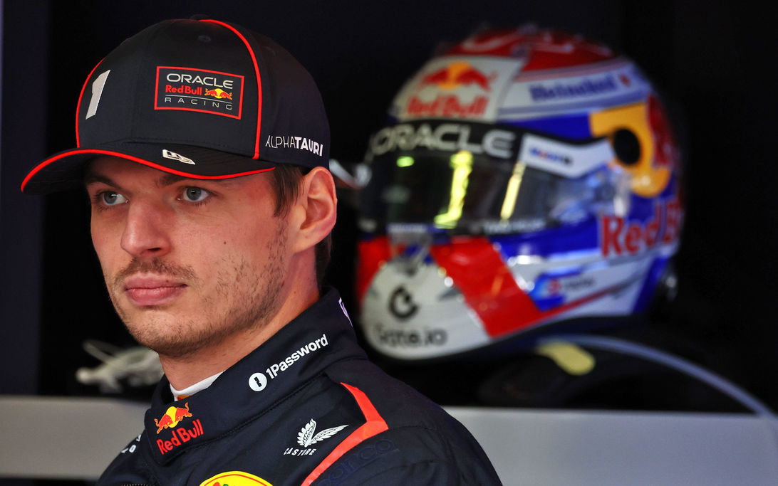 Verstappen Australia garage