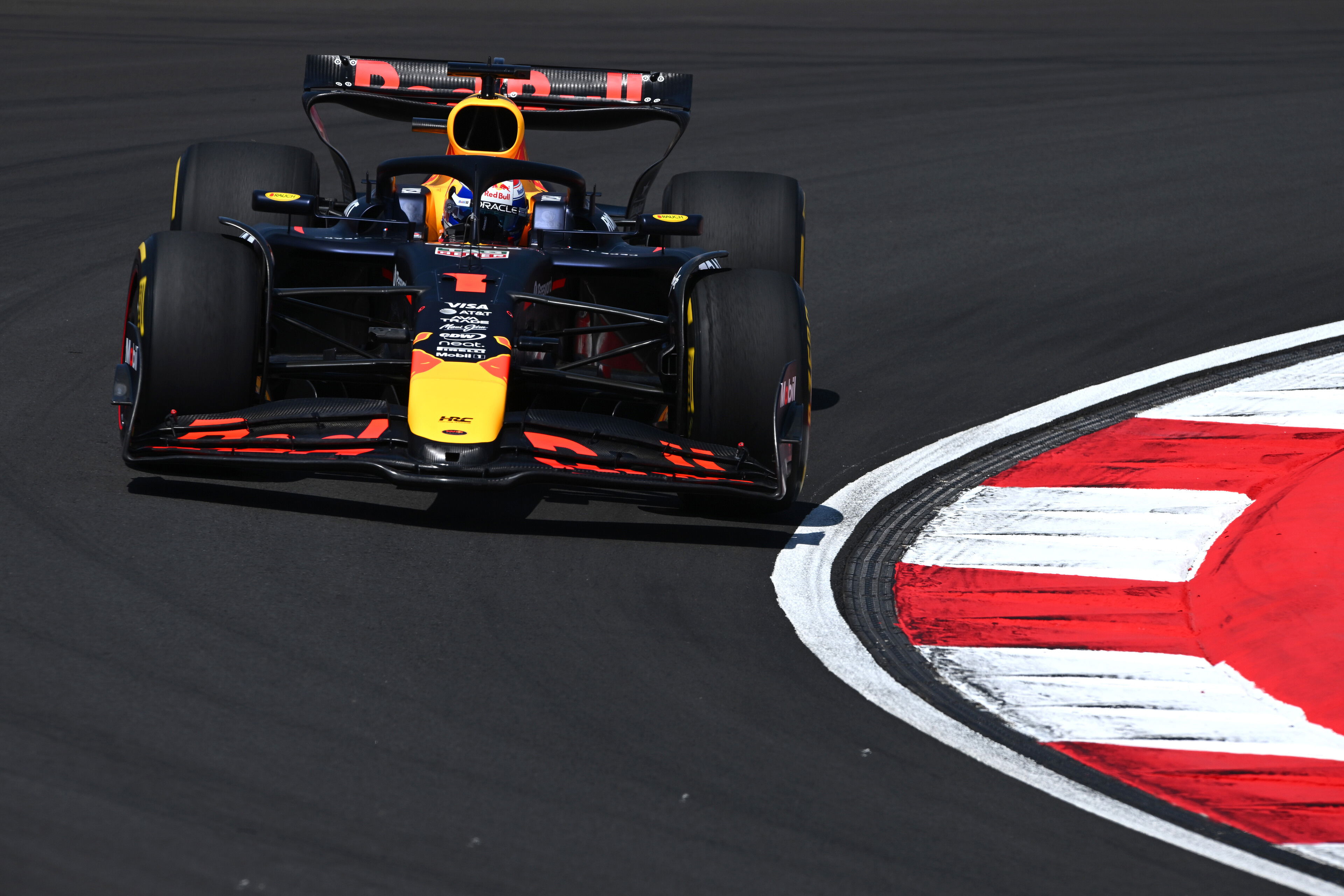 Verstappen FP1 China