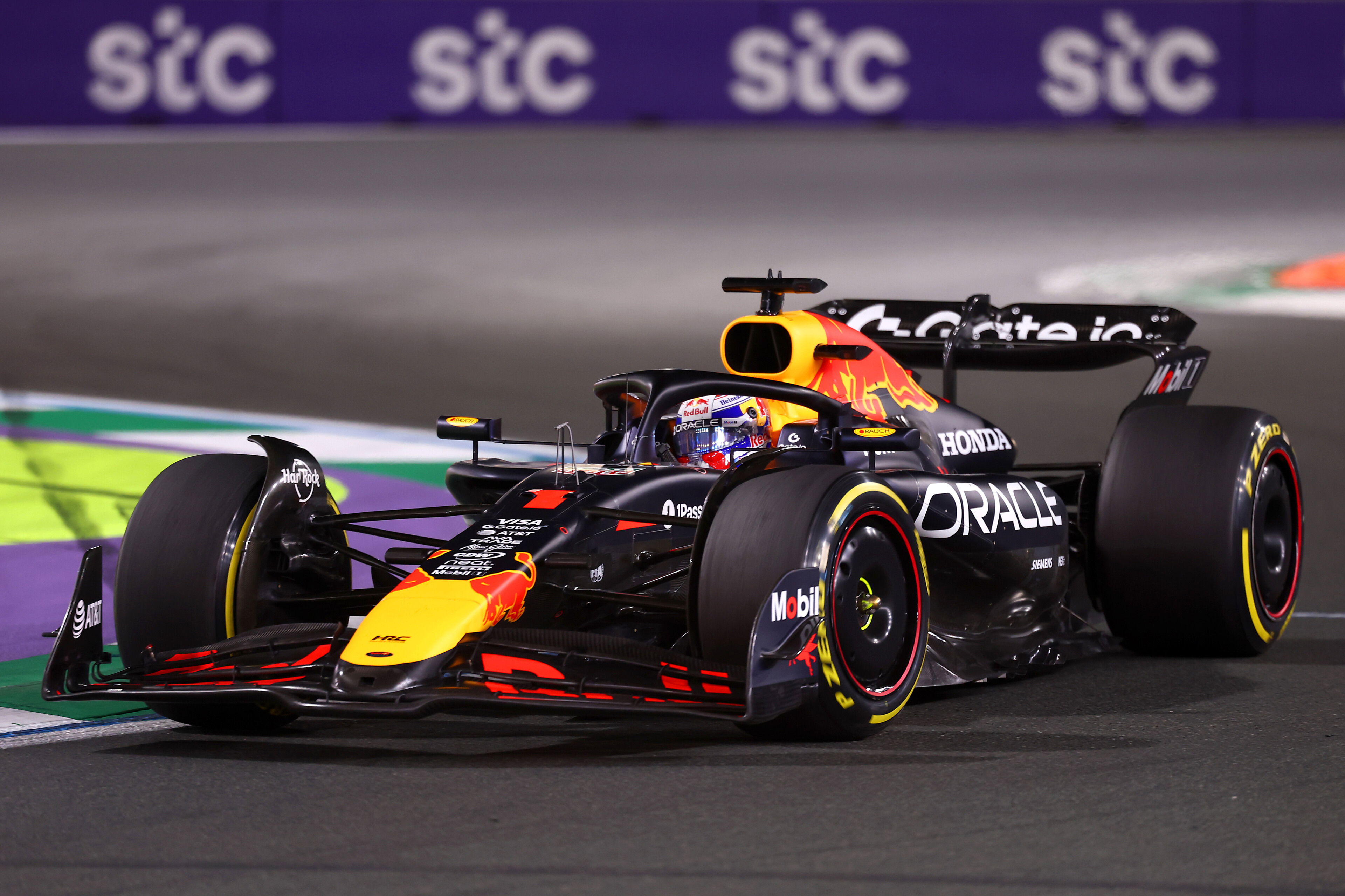 Verstappen race Jeddah