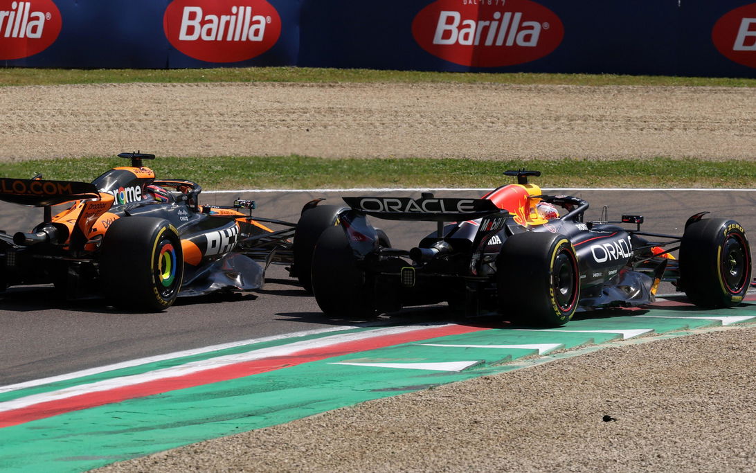 Verstappen Piastri race start Imola