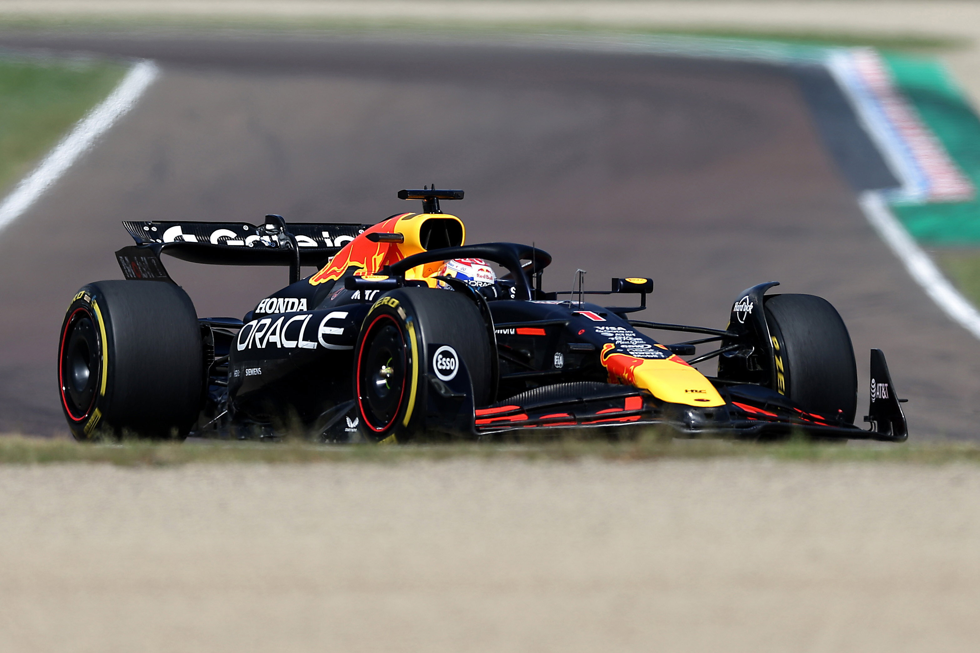 Verstappen race Imola