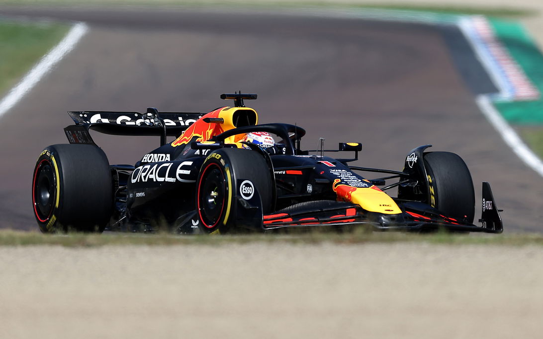 Verstappen race Imola