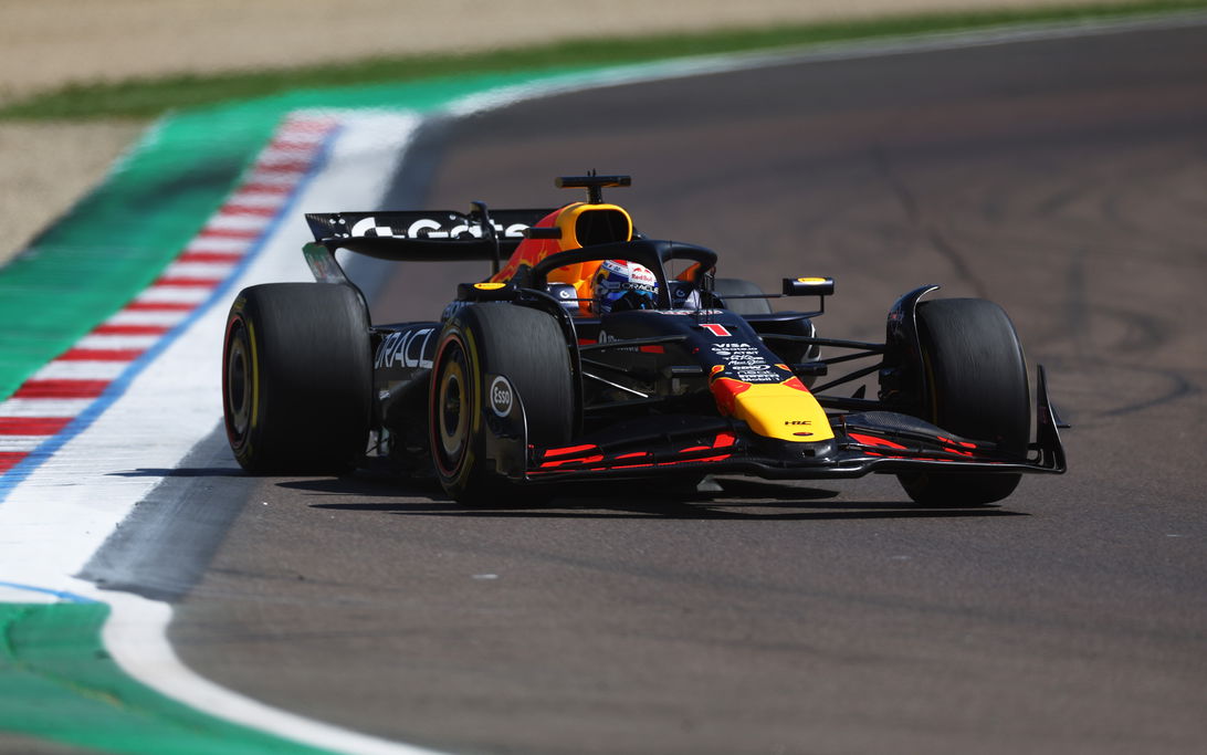 Verstappen race Imola