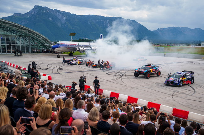 			© Red Bull Content Pool
	