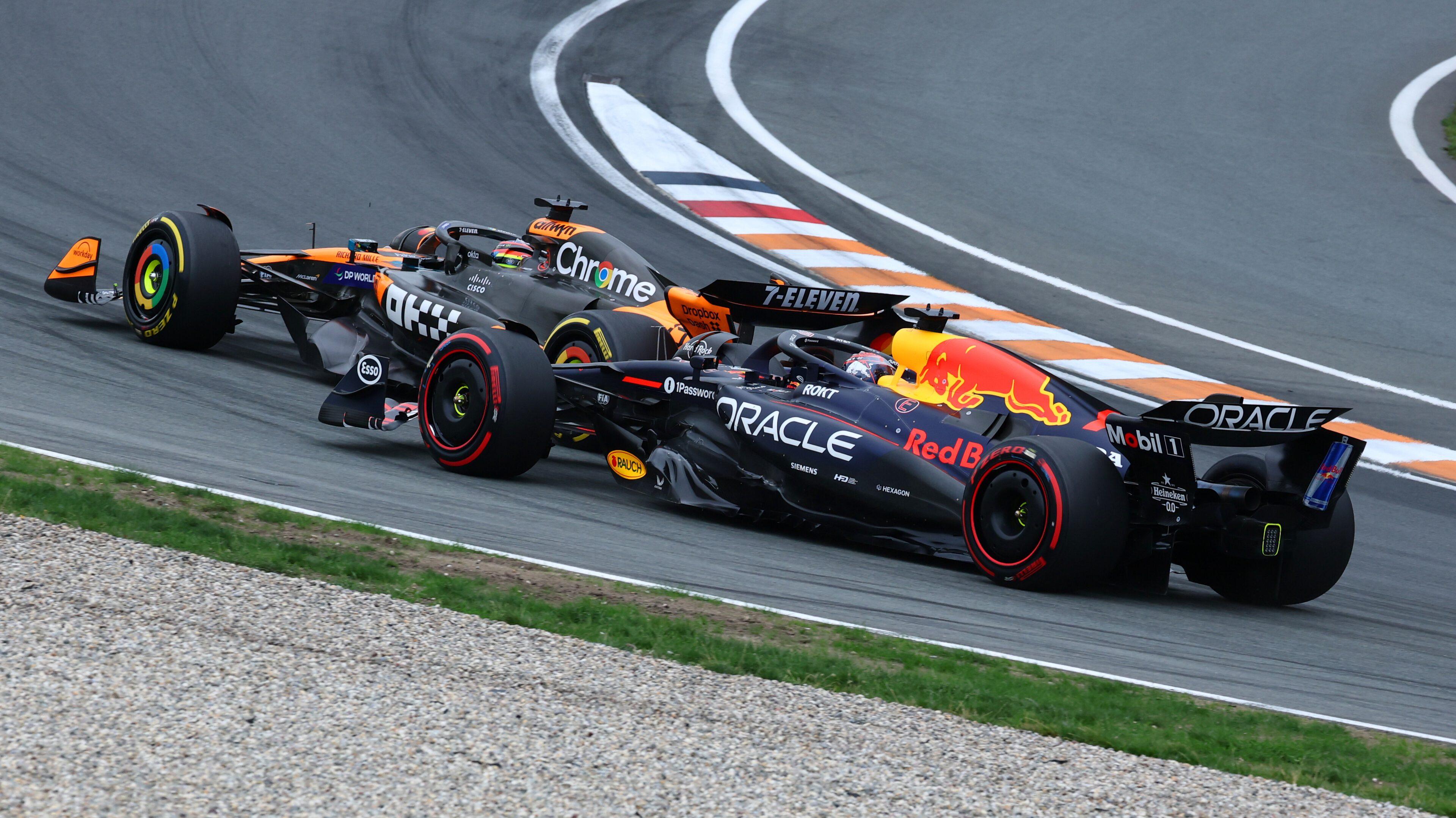 Verstappen Piastri race Zandvoort