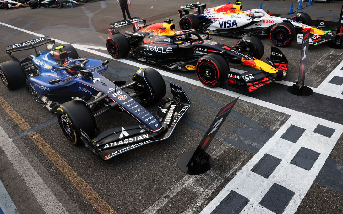 Verstappen pole Baku