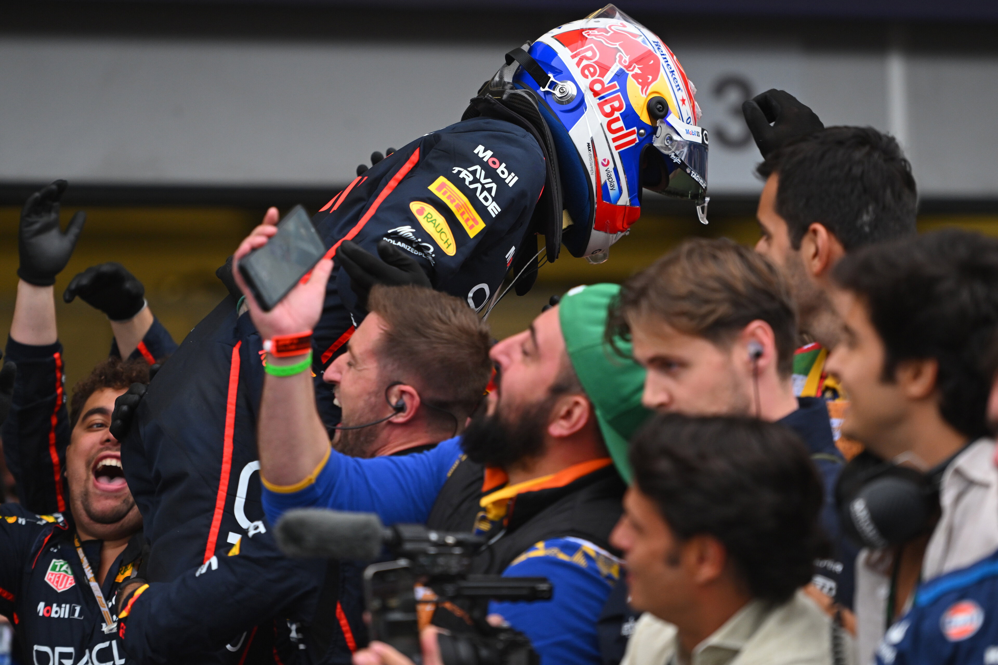 Verstappen Baku win