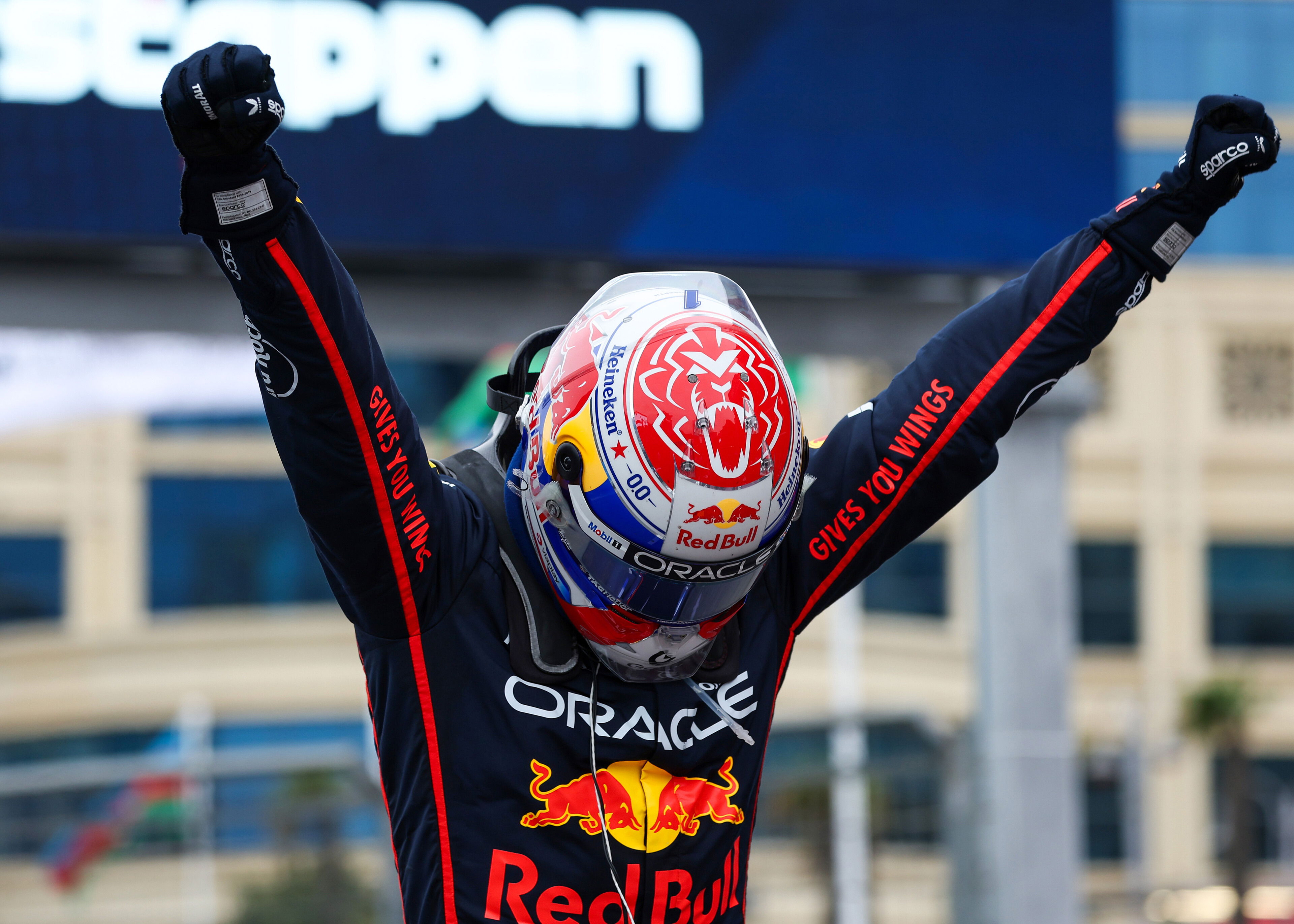 Verstappen Baku win