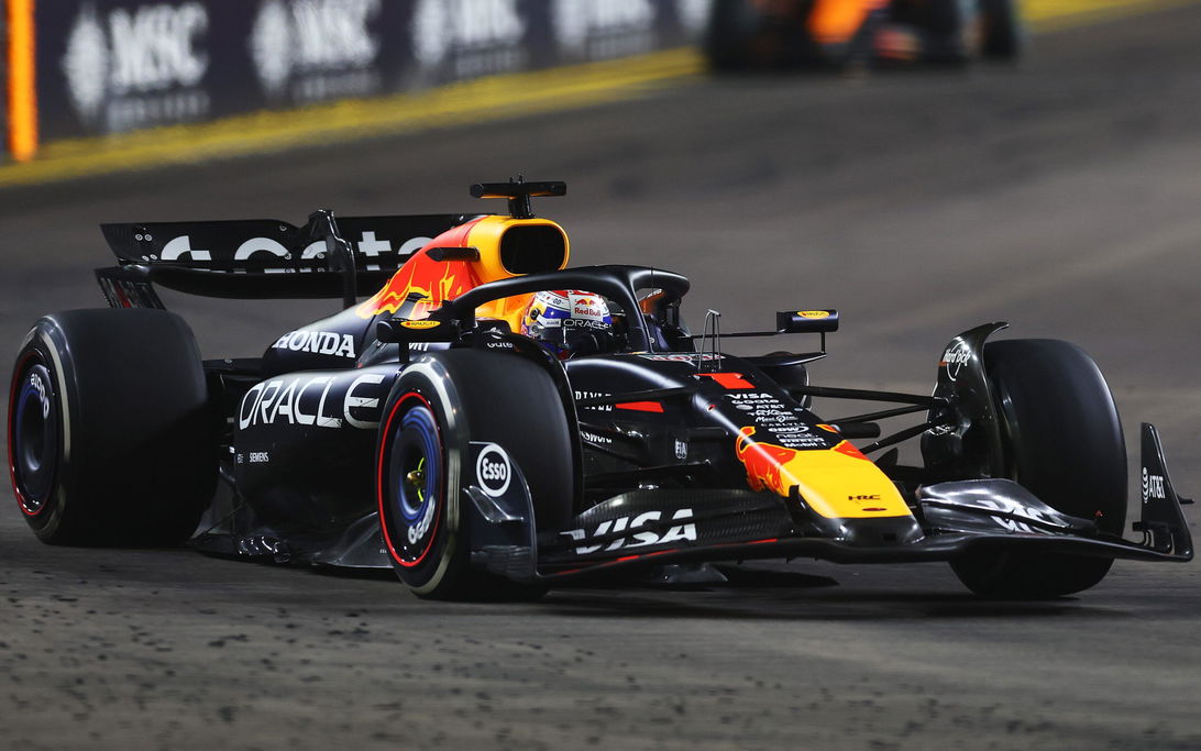 Verstappen race Singapore